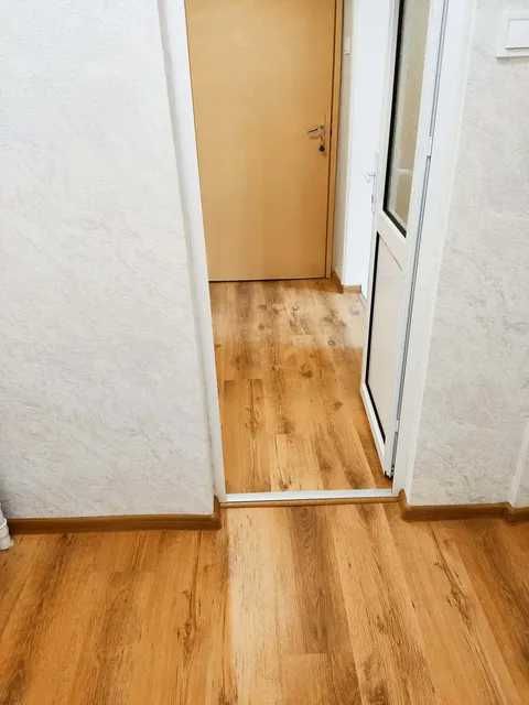 продавам маломерна тухлена гарсониера