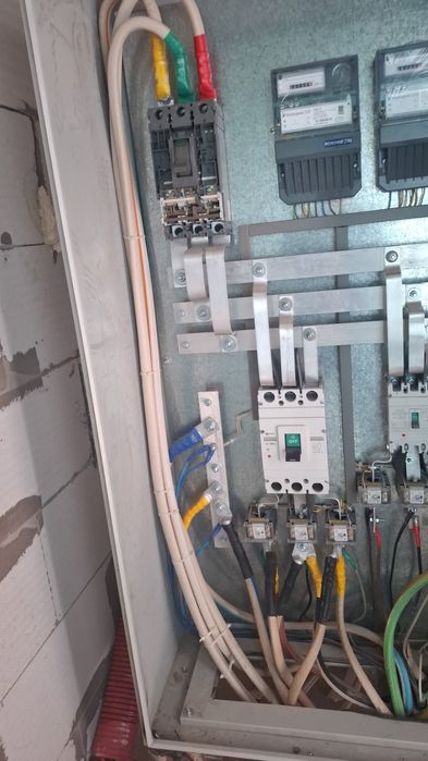 Электрик срочно надо