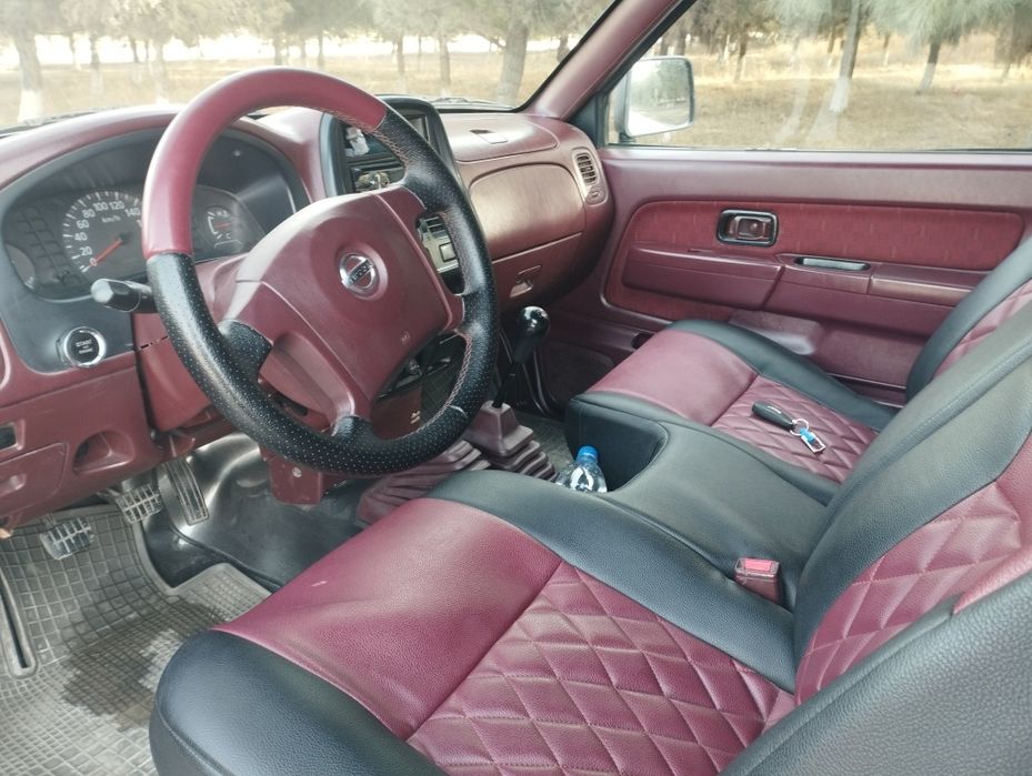 Nissan puckap OFF ROAD