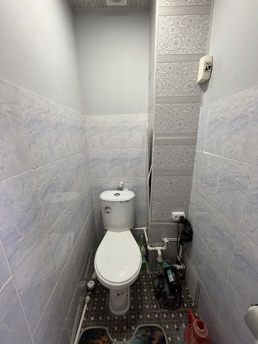 2 xonali kvartira sotiladi