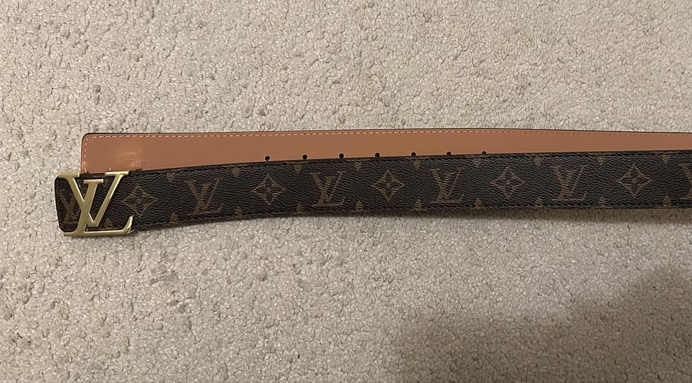 Колан Louis Vuitton в перфектно състояние