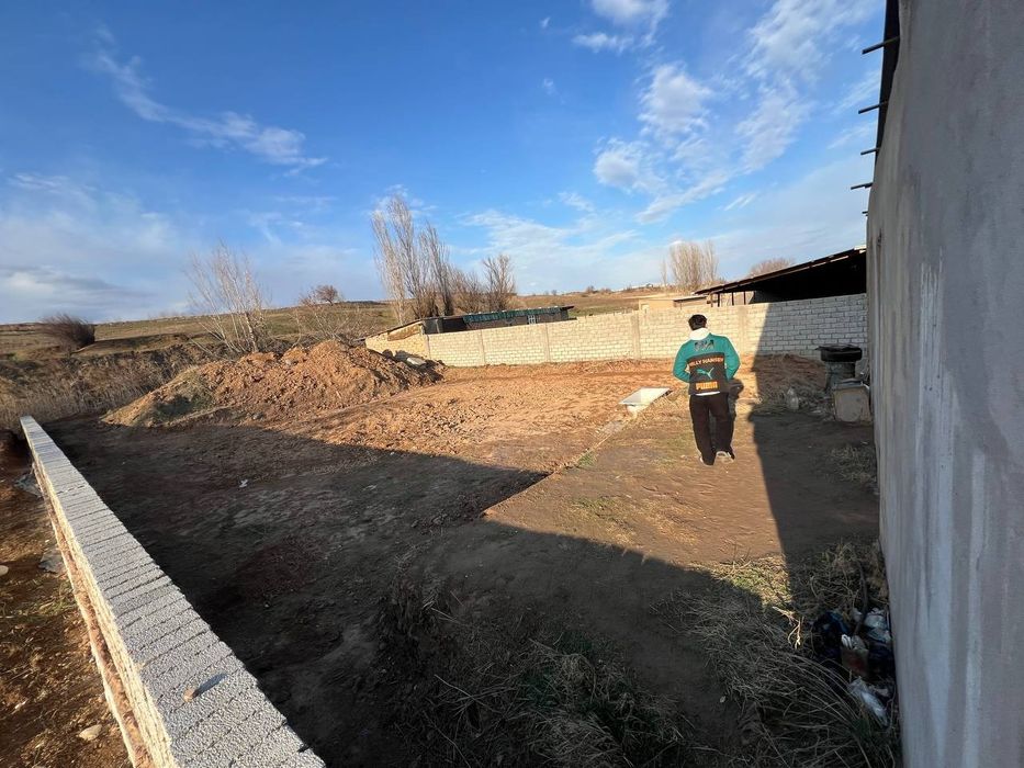 Yer uchaska  Qibray krupski shafof mahalla