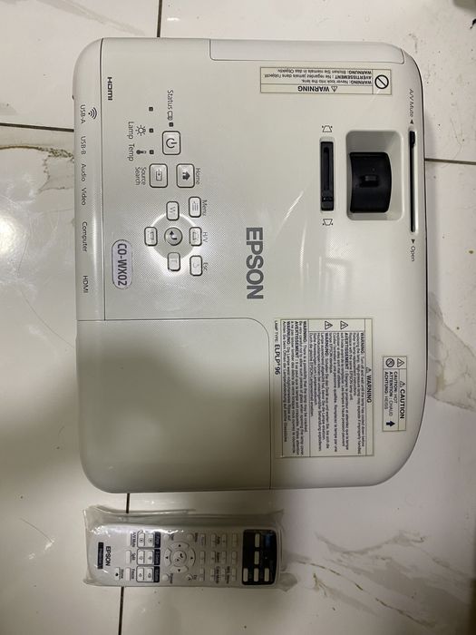 Продам проектор Epson