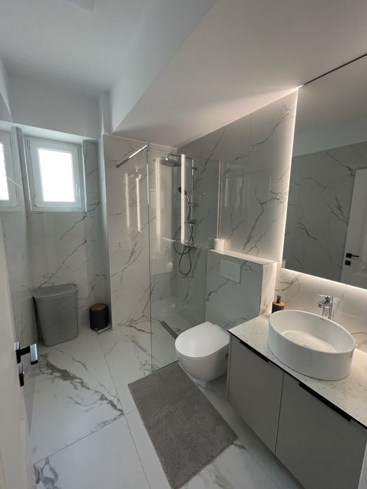 Apartament doua camere + parcare