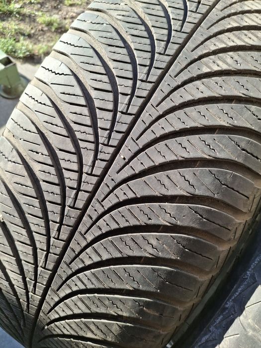 2 Anvelope All season 255 55 r19 Goodyear