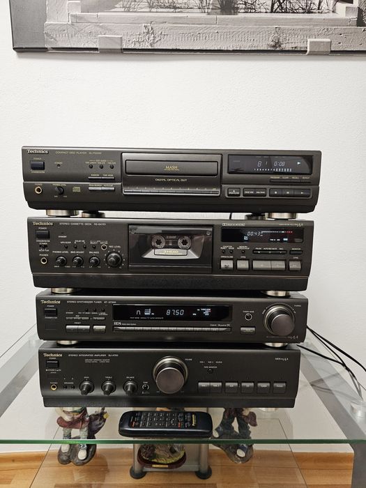 Linie Technis SU-A700 RS-BX701 ST-GT550 SL-PG590 Stare bună