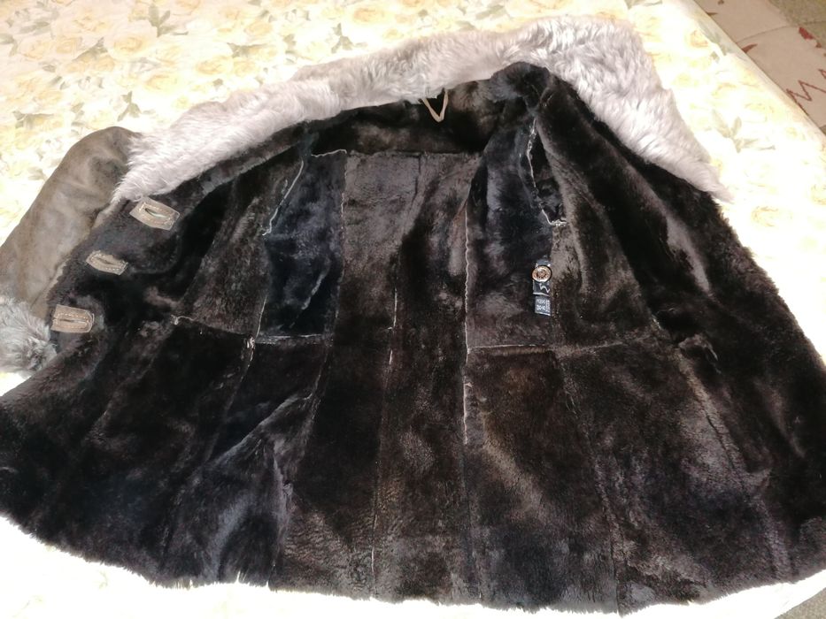 Cojoc Dama Piele Naturala îl vand urgent.350 lei