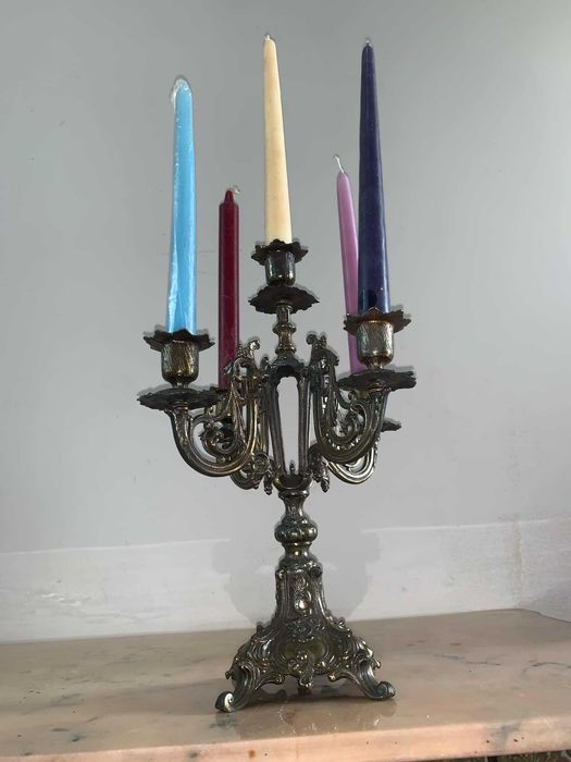 Sfejnic cu cinci pagare din bronz vintaje