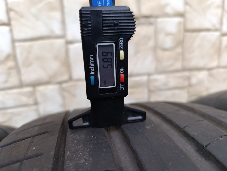 Летни гуми Pirelli 255/40/21 Pzero