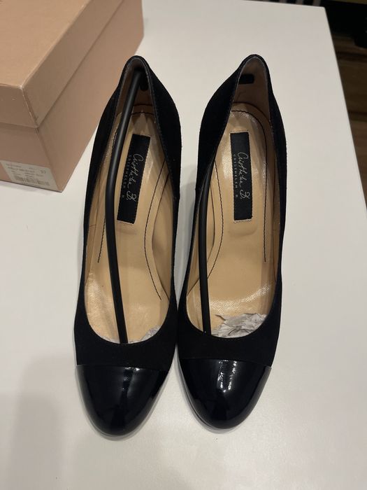 Pantofi cu toc inalt