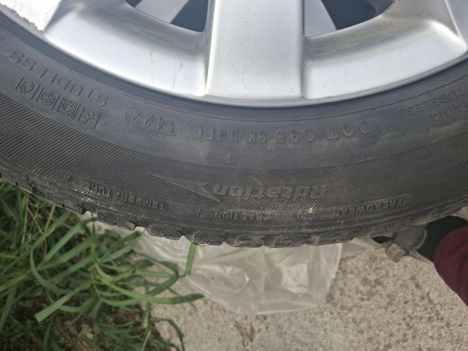 Vând set 4 roți complete Volkswagen jante aliaj R16 cu anvelope M+S
