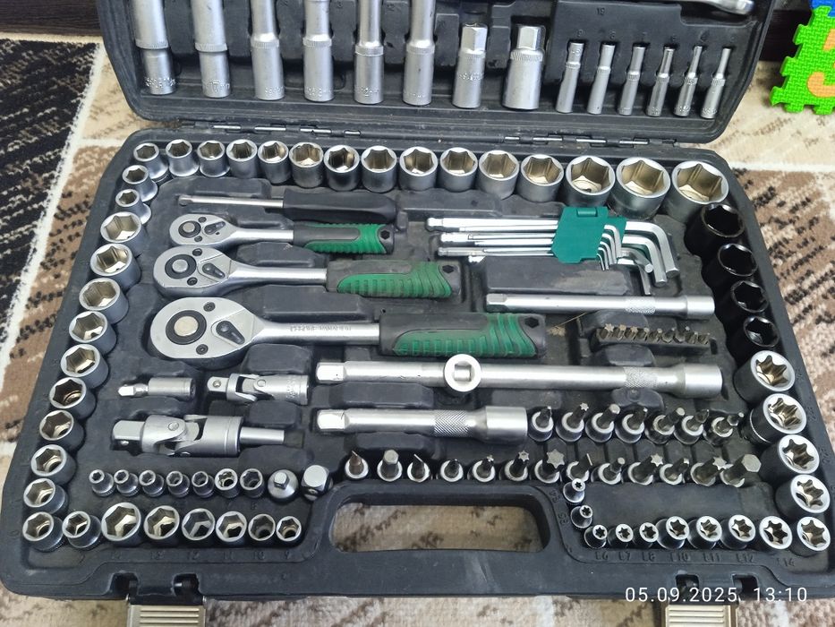 Продам набор инструментов Terrex 151pcs