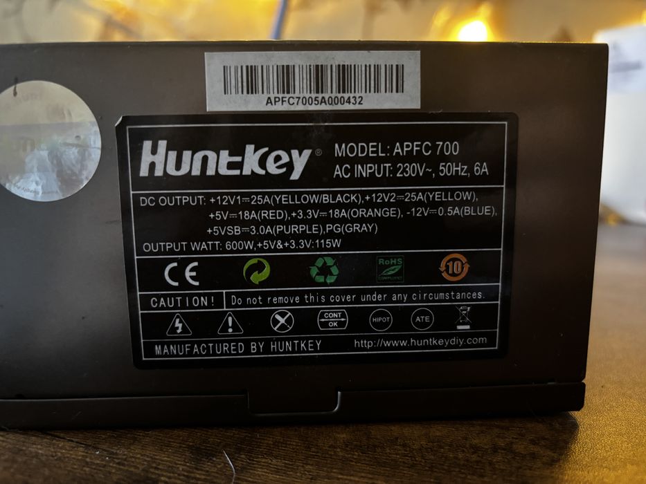 Блок питания Huntkey apfc 700 600w