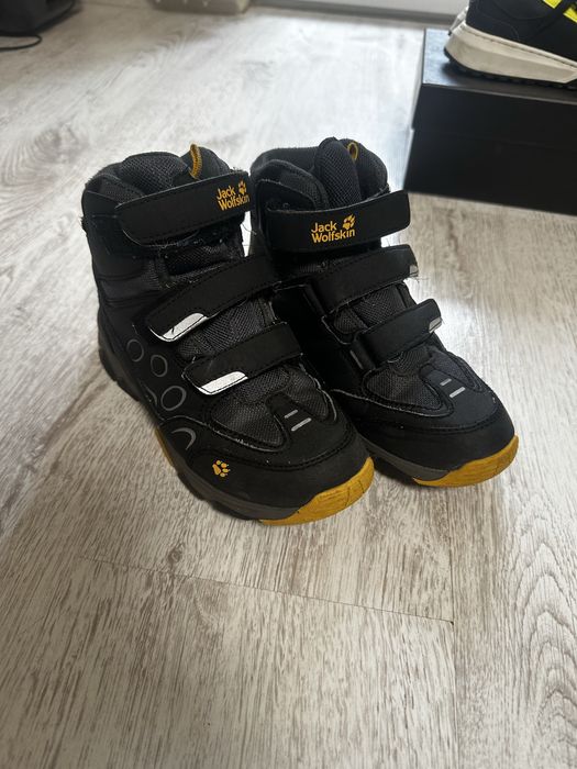 Детски обувки Asics, Jack Wolfskin