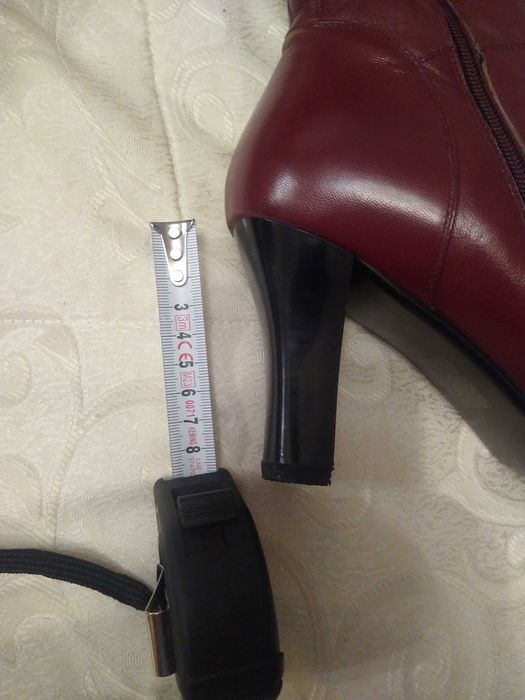 Cizme damă foarte cochete, italienești de la Ilasio Renzoni, mărimea39