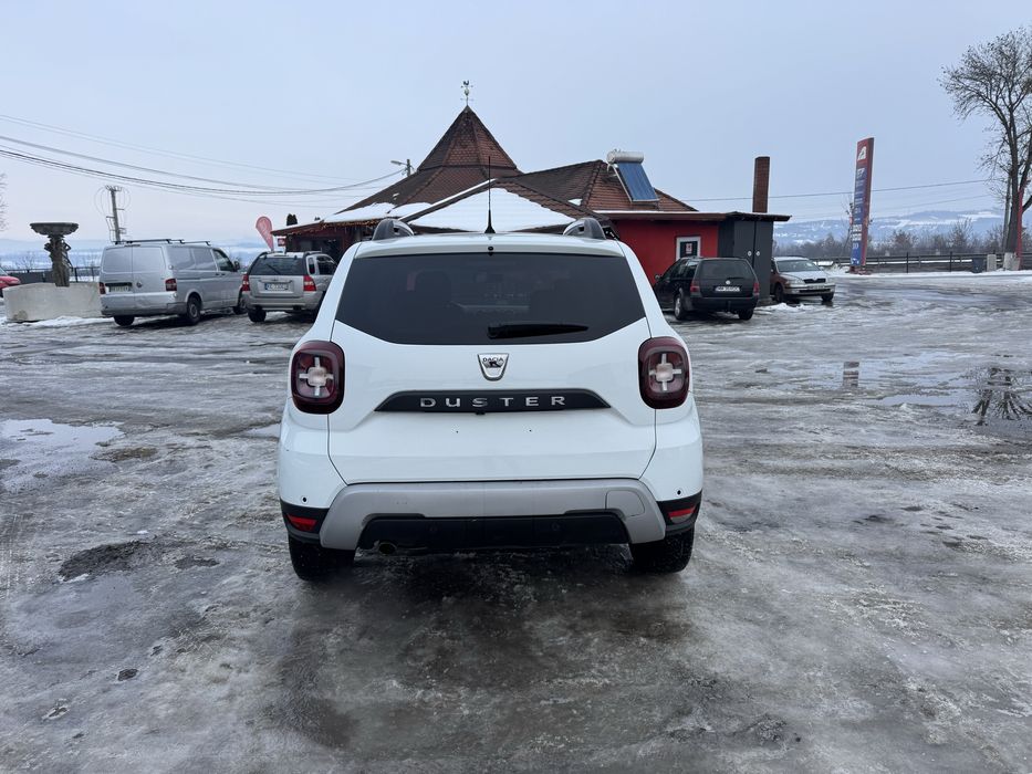 Dacia duster 1.5 diesel 4x4 an 2021 stare impecabila