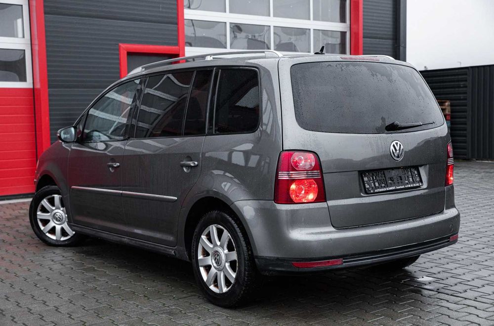 Volkswagen Touran 1.9 TDI 2010, 210.000 km, NAVI, XENON