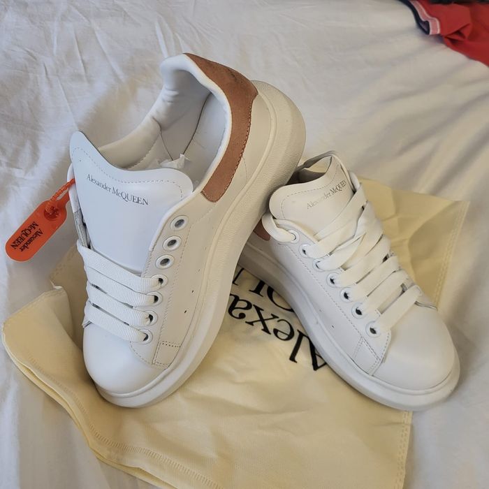 Adidasi dama Alexander McQueen, noi mărimea 37 Urechesti •