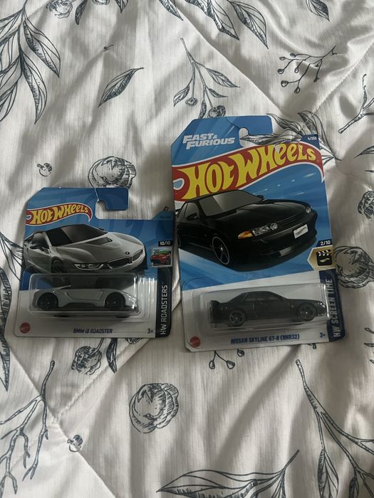 Продам Машинки Hot wheels