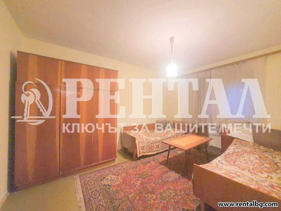 Продава се Тристаен апартамент в Пловдив, Кючук Париж - 85 кв.м за 1077 €/кв.м - Снимка #11