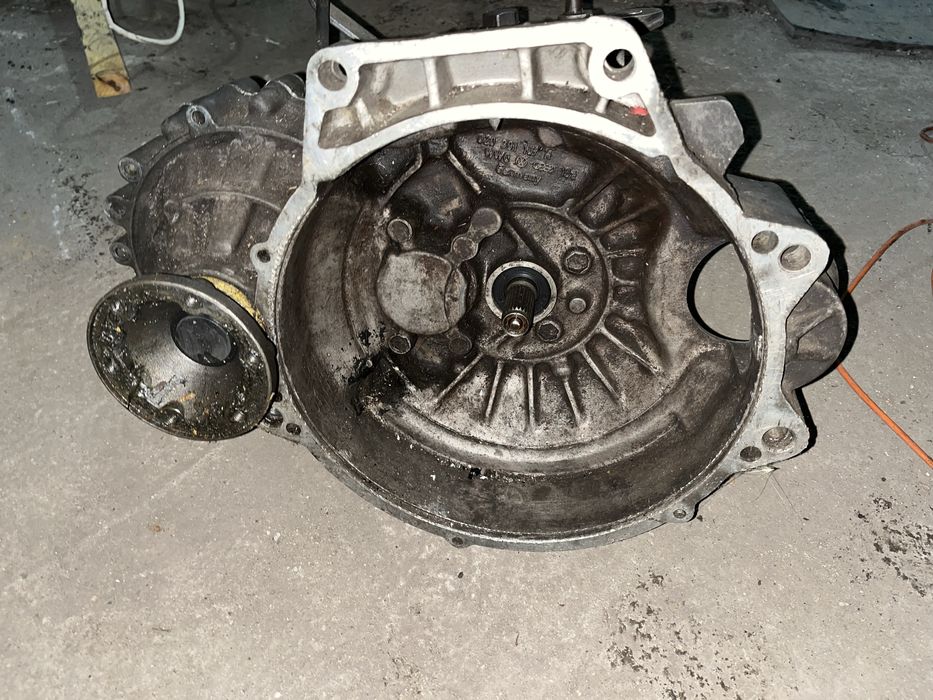 МКПП (коробка) Гольф 2