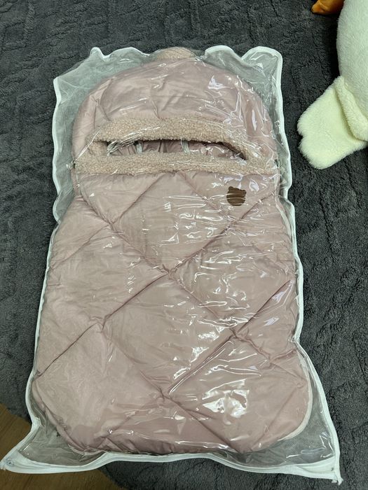 Продам кокон для девочки