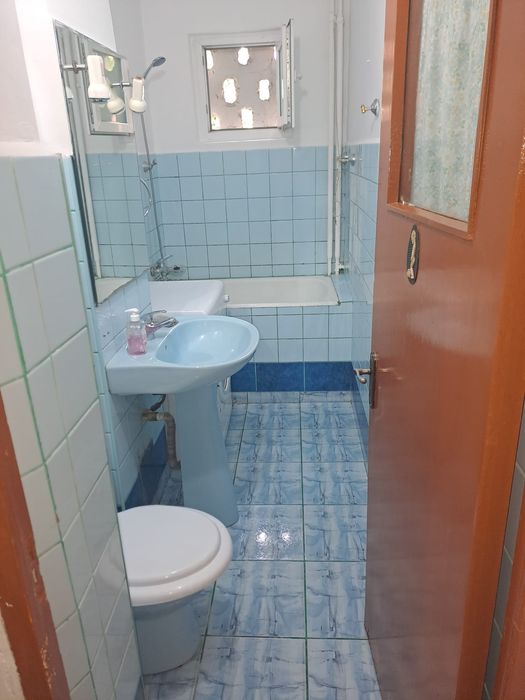 Închiriez apartament 2camere Pitești zona Craiovei