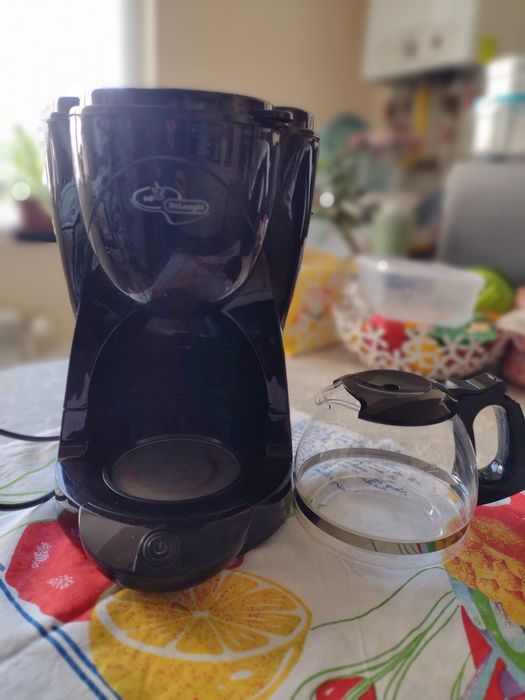 Шварц кафемашина Delonghi