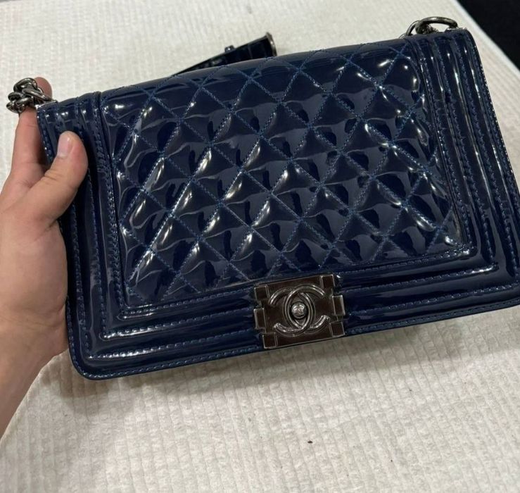 Продаётся оригинальные сумки FENDI и CHANEL