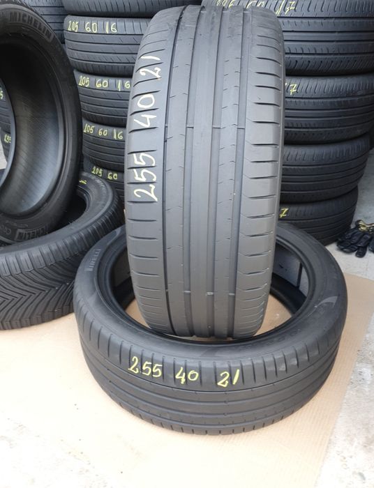 2 Anvelope Pirelli 255 40 R21 Vară DOT4620.