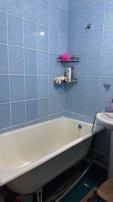 Продам 2 комнатную квартиру   20 мкр.