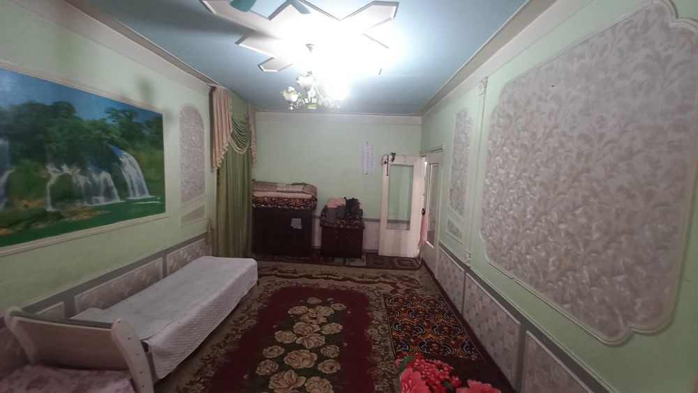 Ko`p qavatli uydagi xonadon