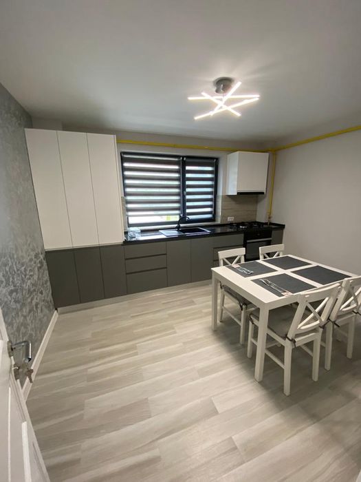 Inchiriez apartament cu 2 camere