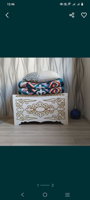 Емен ағашынан жасалған сандық