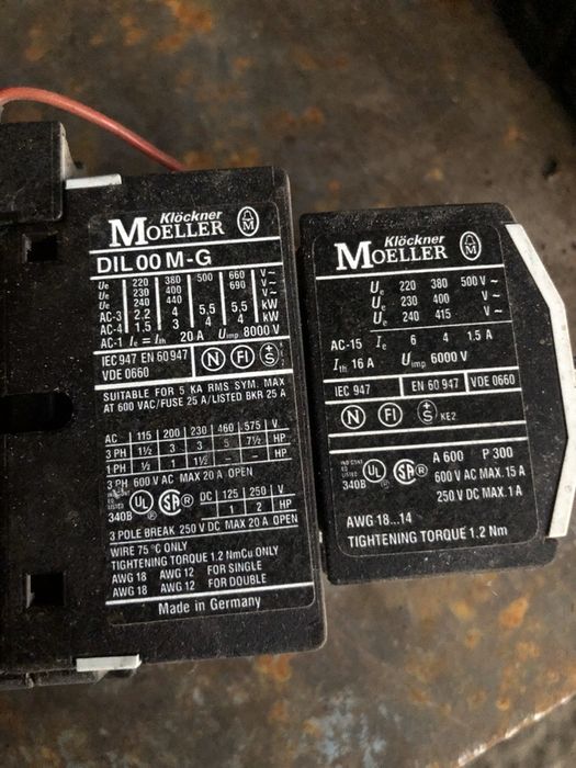 Контактор Moeller