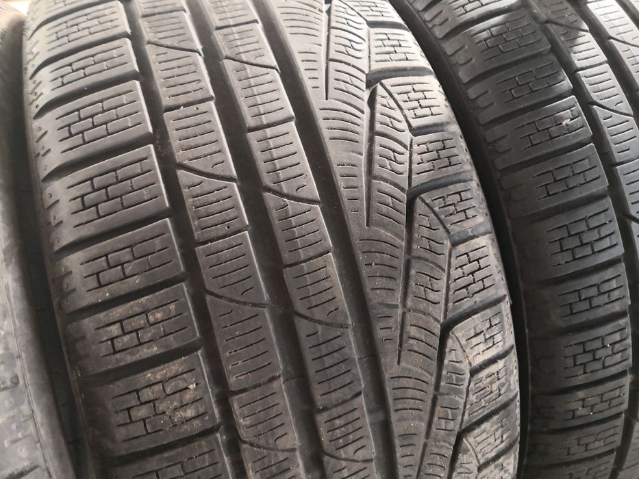 235 35 19 цола гуми Pirelli дот 21