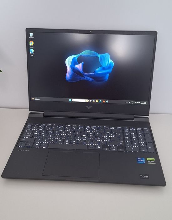 Геймърски Лаптоп HP Victus [ I7-13620H ] [ 16GB DD5 ] [ 1TB SSD ] [ RTX 5060 ]