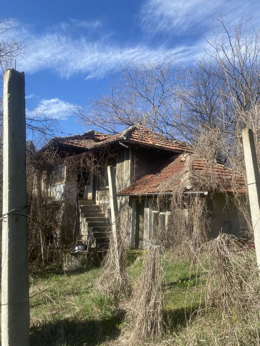 Продавам къща в Горско Сливово