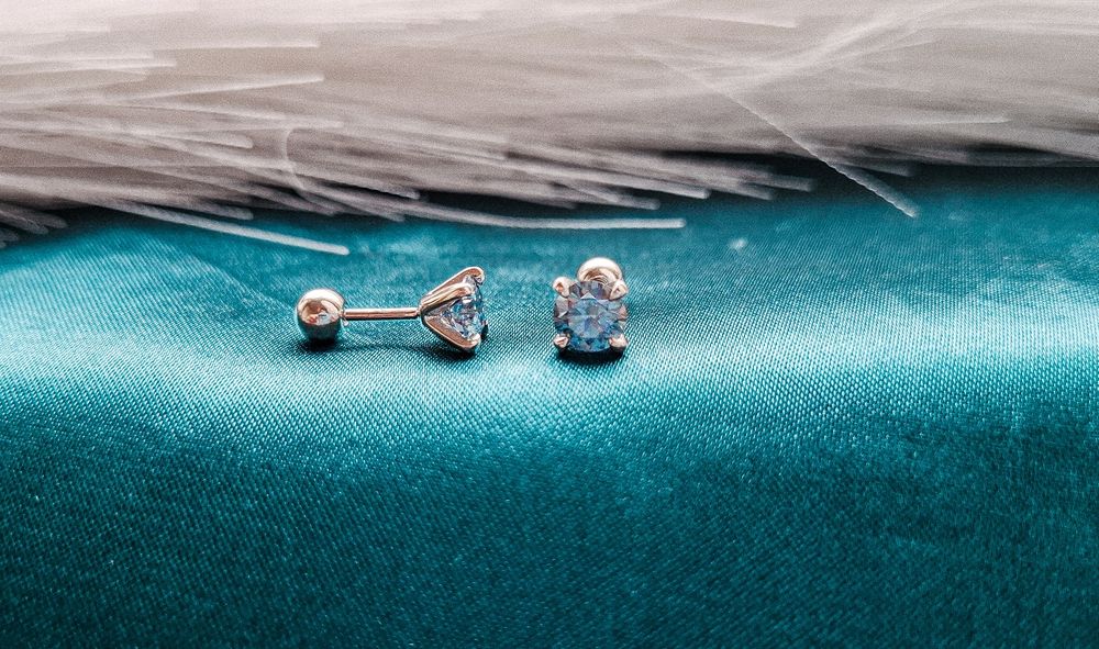 Cercei cu Moissanite albastre