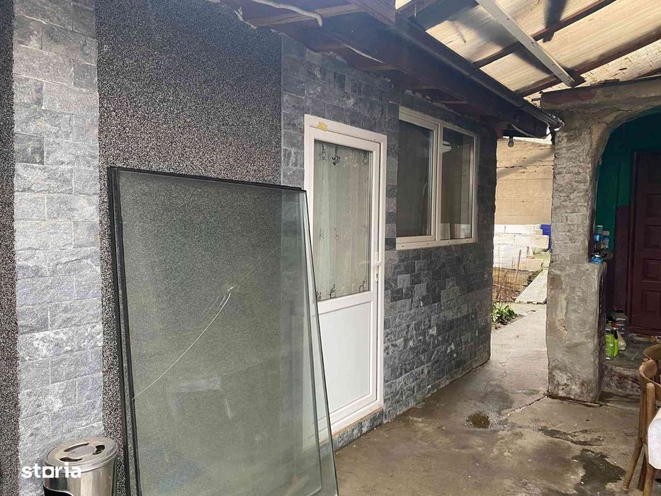 Casa cu teren 240mp + extindere începută sector 5