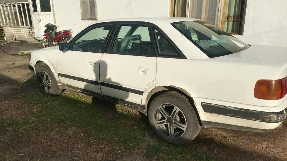Продам Ауди 100 с4