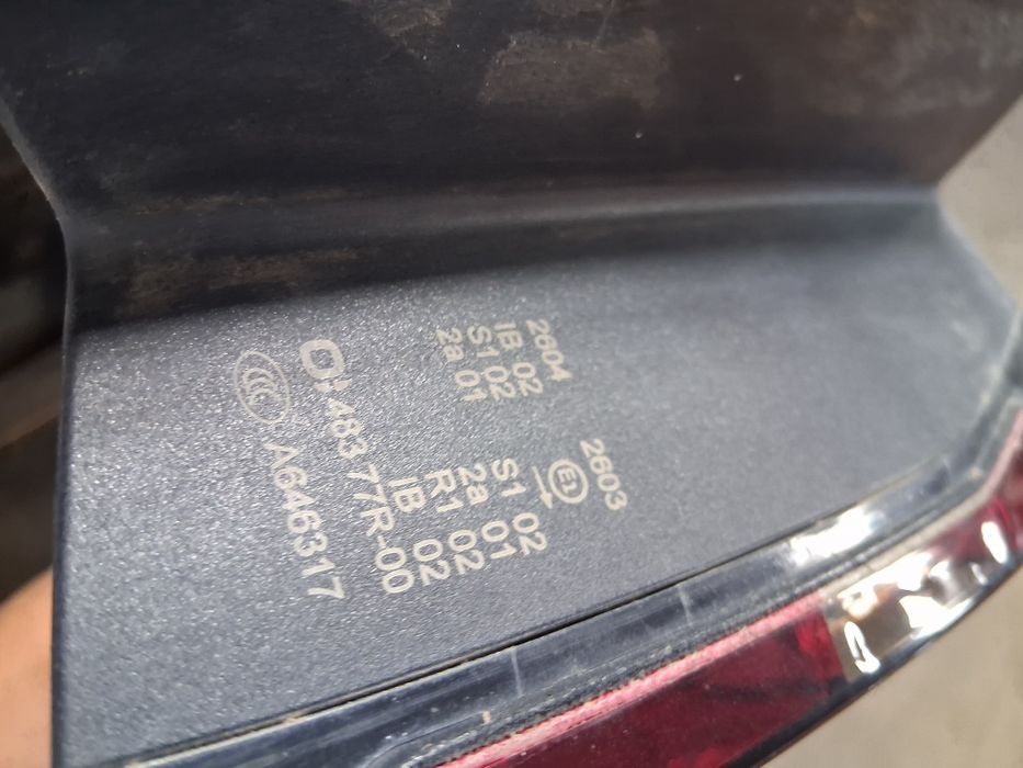 Lampa mercedes w212 facelift pe led