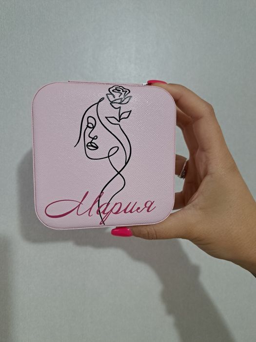 Кутия за бижута с персонализиран дизайн и послание