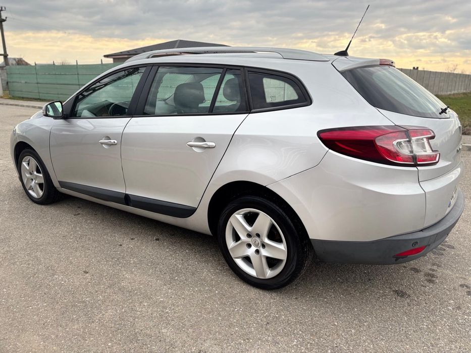 Vand megan 3 // 1,5dci // 2012 // 3200€