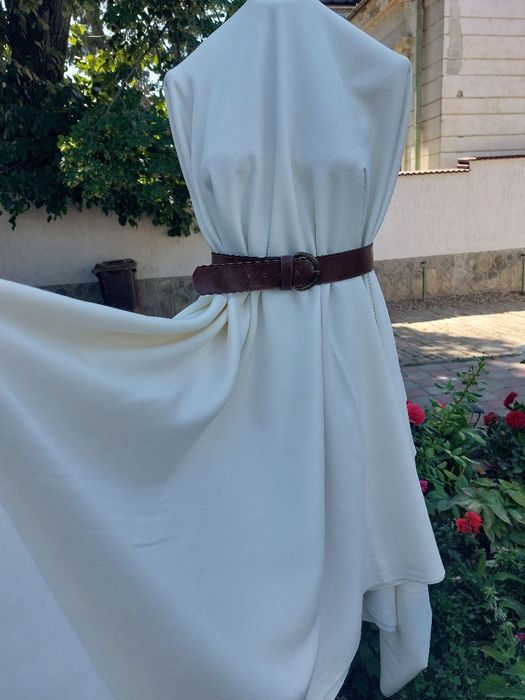 Cupon de stofa superba ivoar,  fina, 100% lâna - 3 m/1,5 m