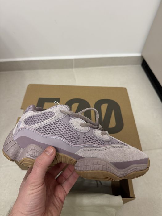 Adidas Yeezy 500, noi. mărimi 37, 37 1/3, 38  (23cm/24cm)