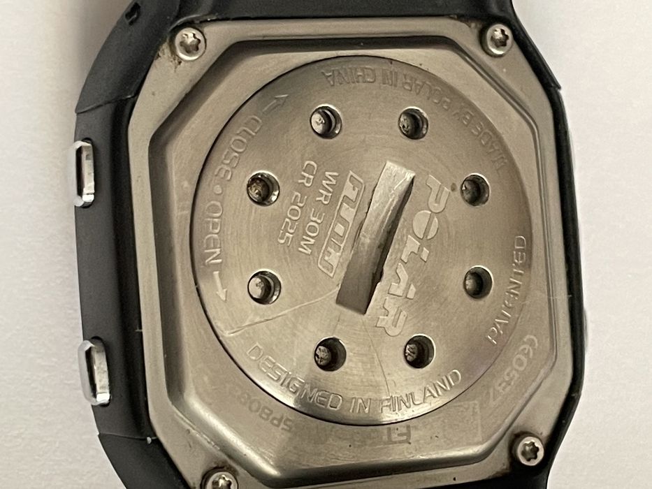 Ceas  Polar FT60 negru purtat