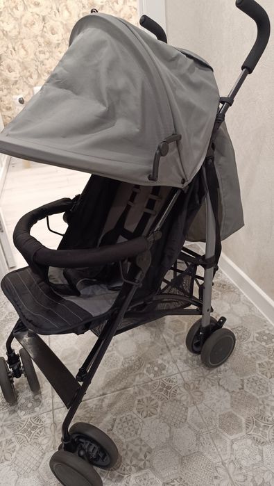 Продам коляску прогулочную BabyGo