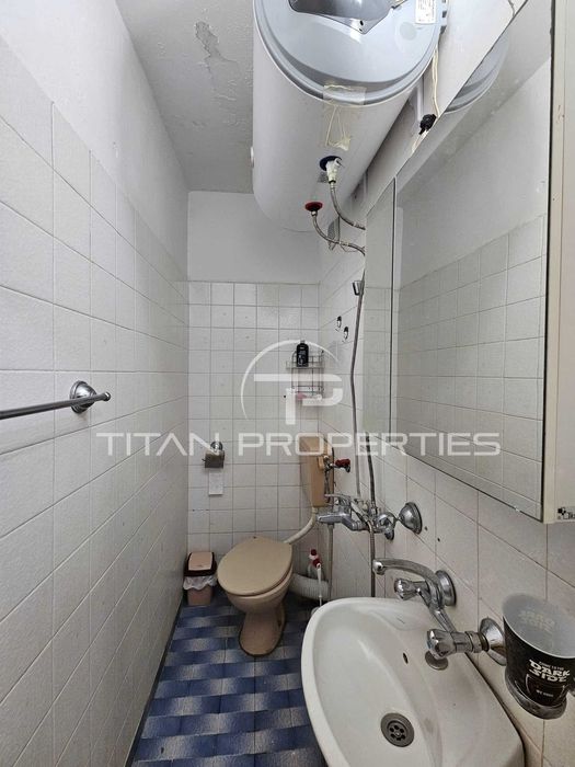 Продава се Тристаен апартамент в Пловдив, Гагарин - 67 кв.м за 921 €/кв.м - Снимка #8