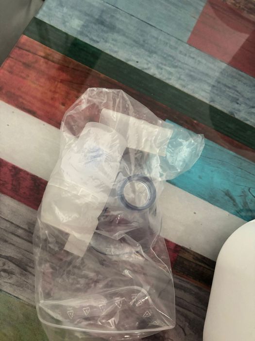 Aparat aerosol cu compresor Omron c101